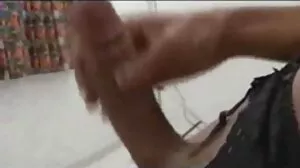 Busty MILF partage du porno femme a bite plaisir avec sa fille sexy