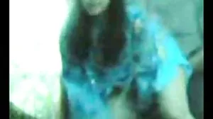 Cette jeune petite fille sexy xx pute ne peut plus se contenir. Elle a essayé de