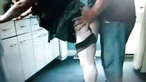 45+ mature pute sex video en lingerie blanche prête à en prendre deux