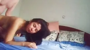Luscious Tegan James jolie blonde xxx aime le goût du clitoris humide et juteux