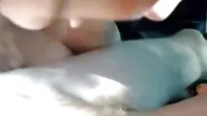 Copines lesbiennes dans porno noir poilue la salle de bain