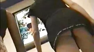 Belle MILF Latina Aux Gros Seins Nourrit Son Désir De Bite v1 xxx fille noir