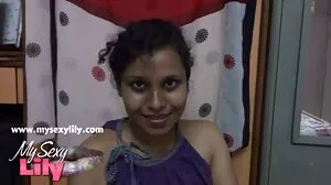 La coquine Miya Stone essaie le femmes nue porno sexe anal et se fait prendre en cam