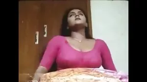 Big Tit BBW Milf bourré par deux grosses bites noires à porno lesbienne africain la fois