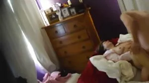 La belle Avi Love donne un porno femme noir gros massage huileux sensuel à son beau-père
