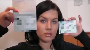 Une fille de sports nautiques pisse avant de porno les belles femmes se masturber avec un jouet